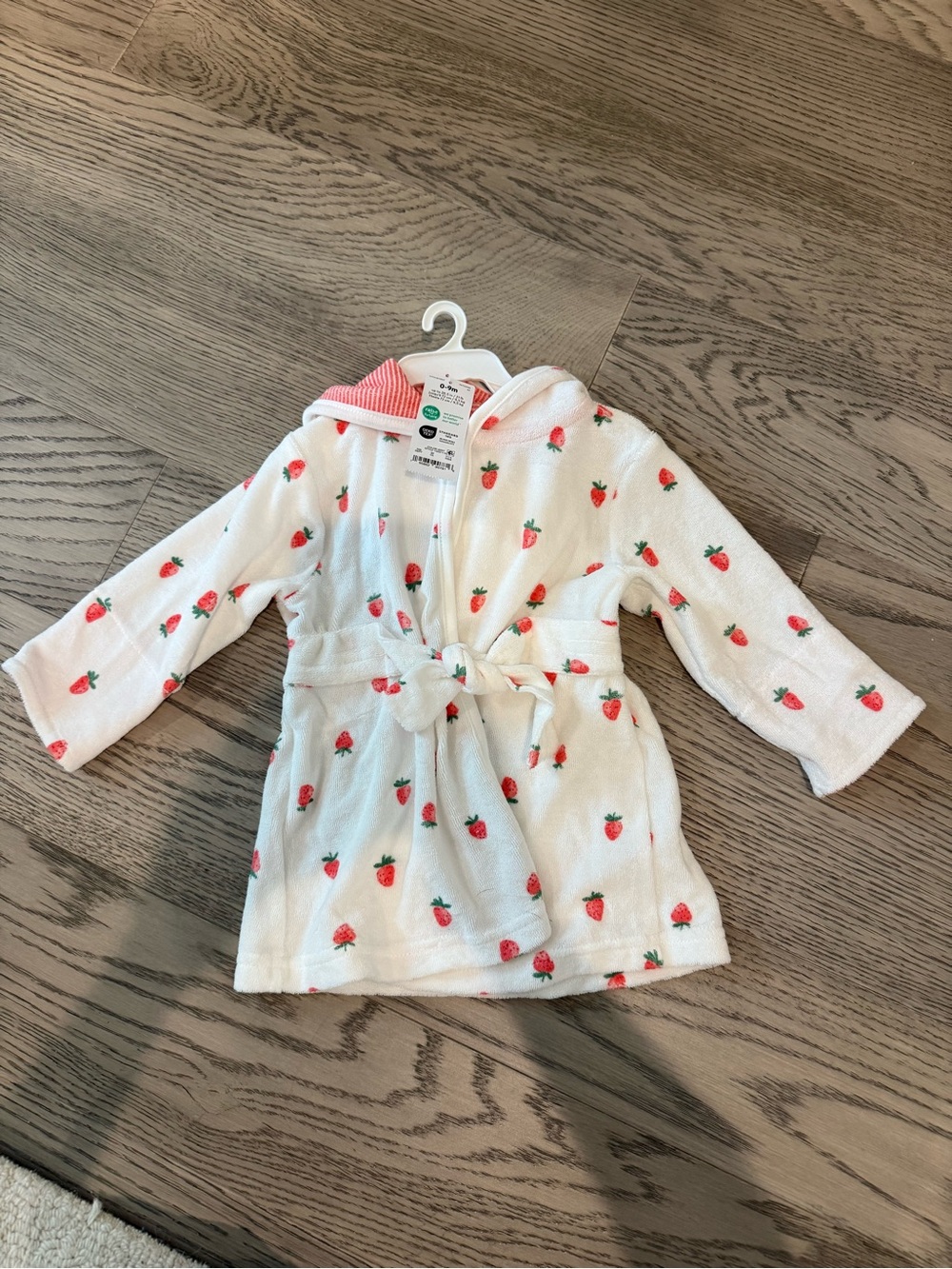 NWT Baby Girl Strawberry Hooded Bathrobe 0–9 Months | White Pink Terry Robe - Picture 2 of 6